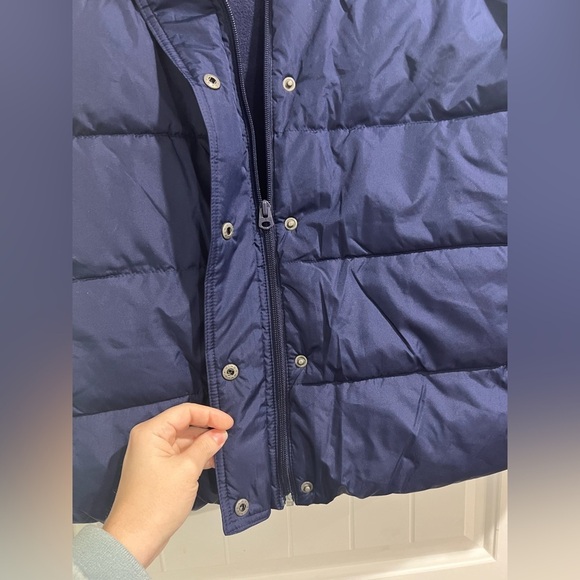 Women’s Old Navy dark blue‎ navy puffy puffer vest plus 1 1X - Picture 3 of 6